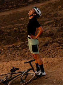cyklistické vybavení gravel pro ženy